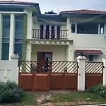 Maple Crest Resorts Plot No.44,Vgp Layout,17/16-1 & 2 ,Swedish Settlement, Observatory Rd, Kodaikanal, Tamil Nadu 624103, India