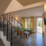 Mango Hill Kodai