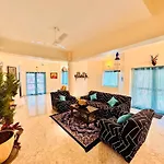 Br Villa