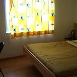 Snooze Inn