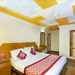 Oyo 13807 Hotel Gurupriya