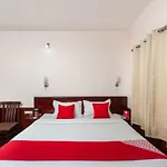 Oyo 27809 Hotel Ganapathy Garden