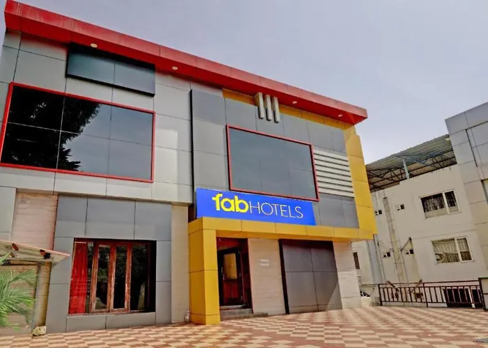 Fabhotel Abirami Residency