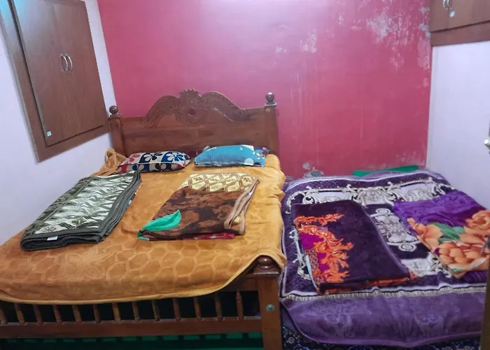 J S Homestay