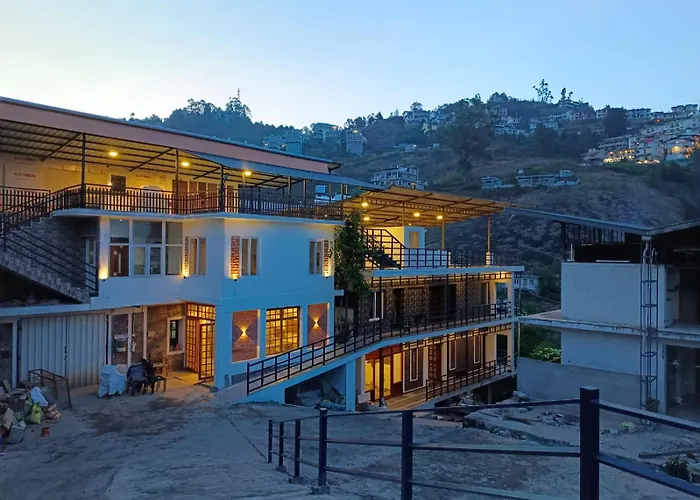 Misty Valley Inn