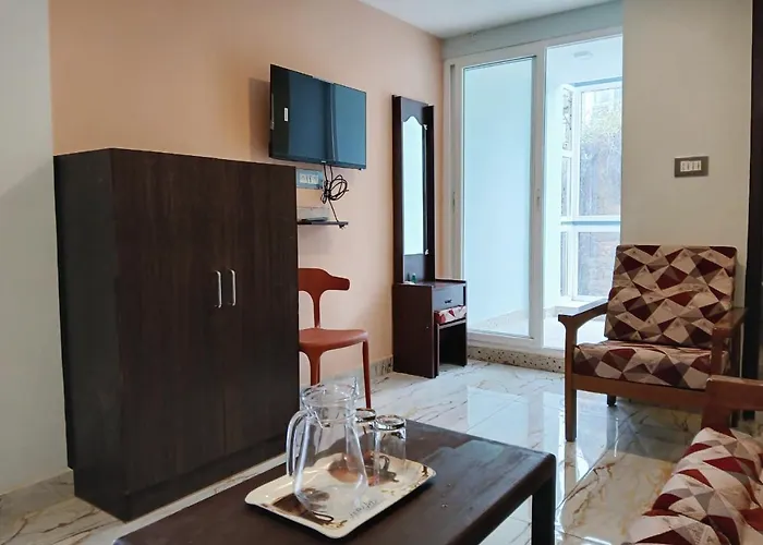 Ponmurugan Residency