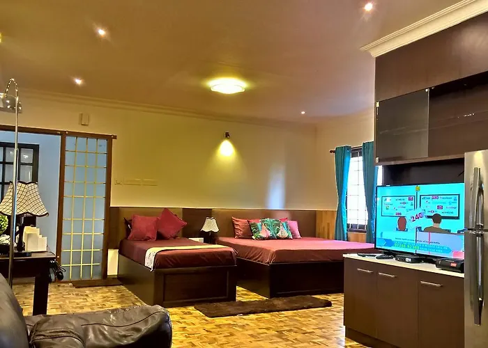 Kevin\'S Bear Shola Residency