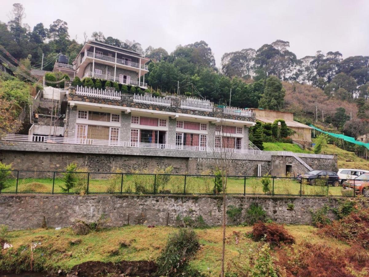 Status Hillpark 2* Kodaikanal
