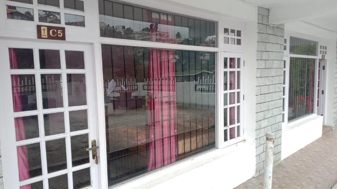 Status Hillpark 2*