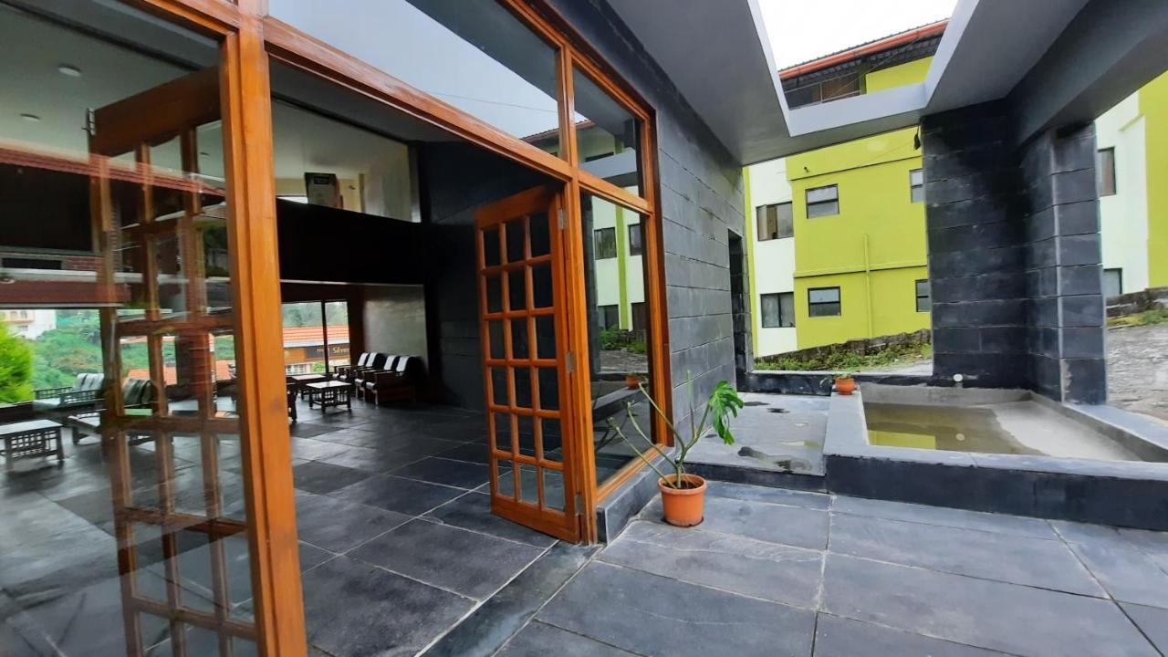 Raahat Hotel Kodaikanal