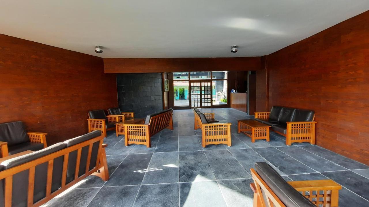 Raahat Hotel 2*