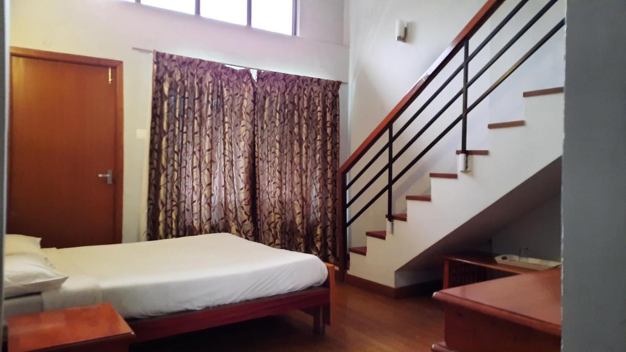 Hotel Raahat Kodaikanal