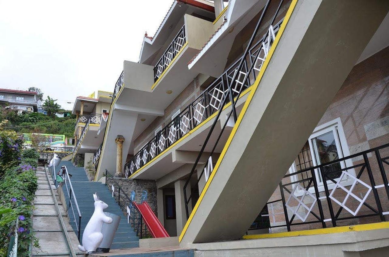 Hotel Fabexpress Apoorva Residency