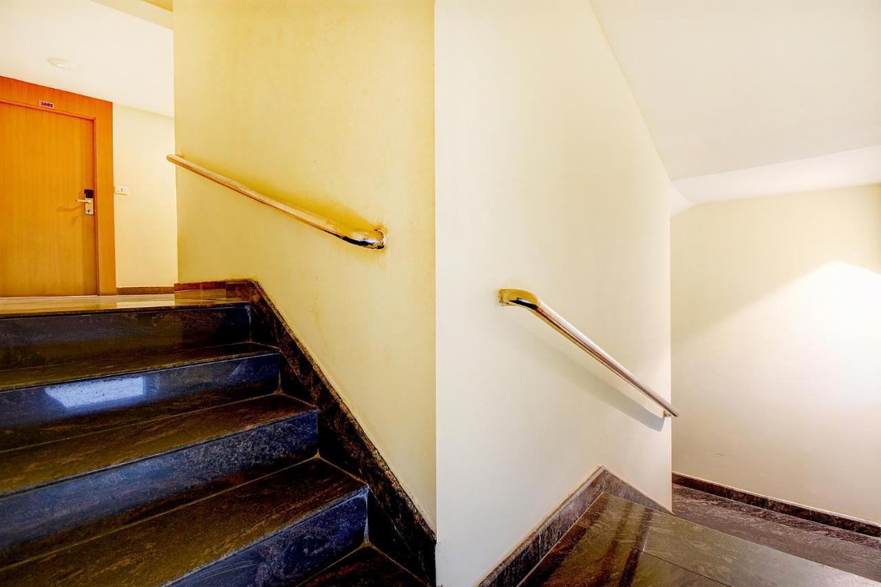 Hotel Fabhotel Abirami Grand - Nr Bryant Park 3*