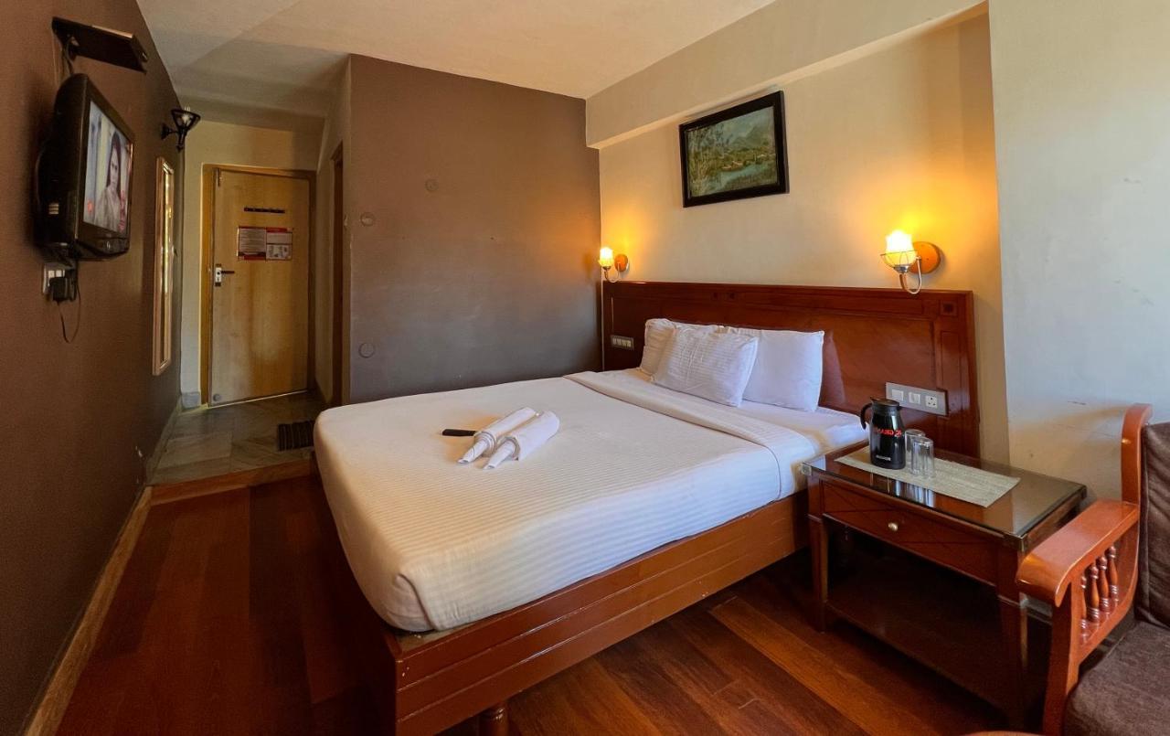 Hostel Jc Grand *