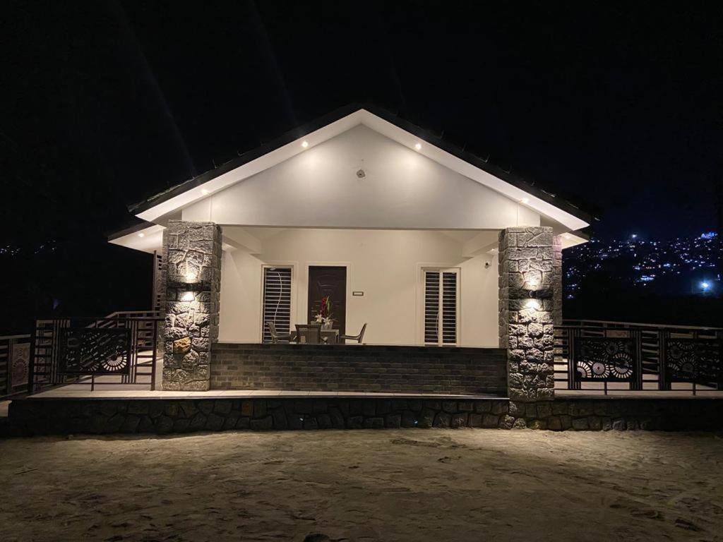 Bed & Breakfast Rr Holidays - *