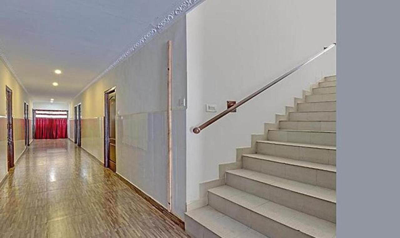 Fabhotel Abirami Residency