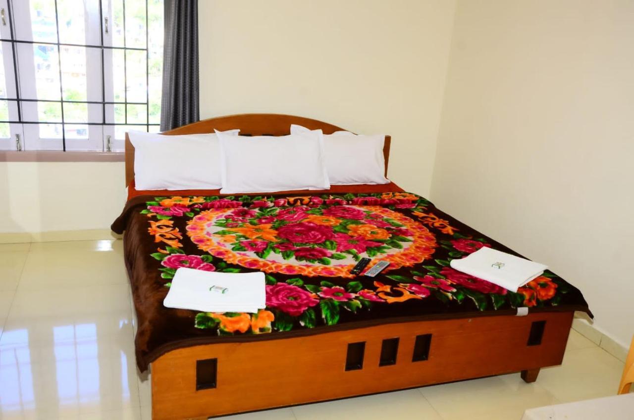 Kodai Guest house *