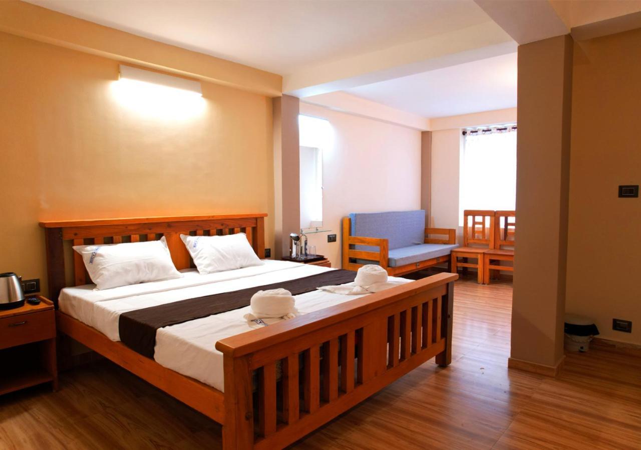 Lazo Eucy Paradise ,kodaikanal 3*