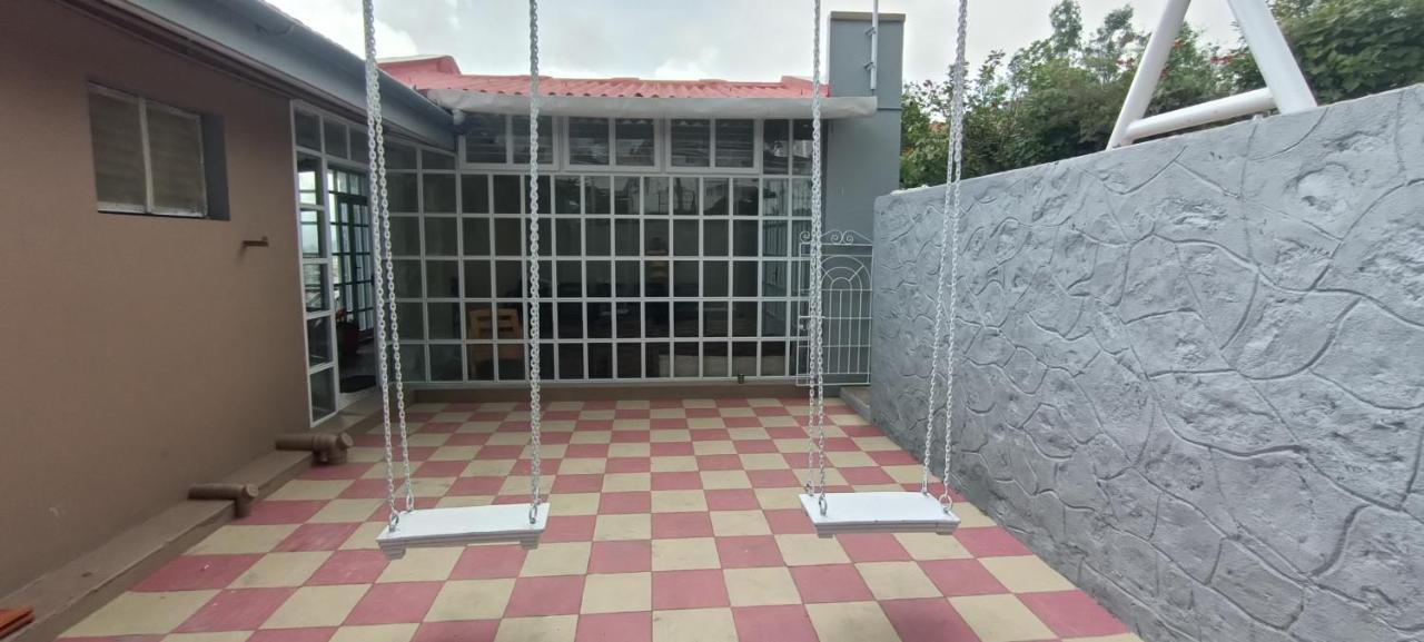Homestay Faizee Garden