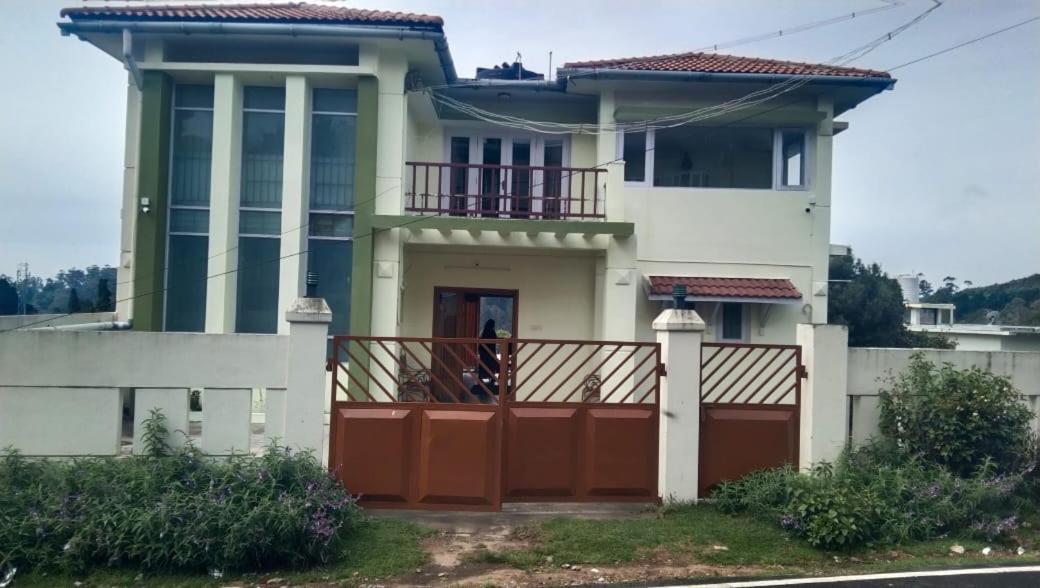 Maple Crest Plot No.44,vgp Layout,17/16-1 & 2 ,swedish Settlement, Observatory Rd, Kodaikanal, Tamil Nadu 624103, India