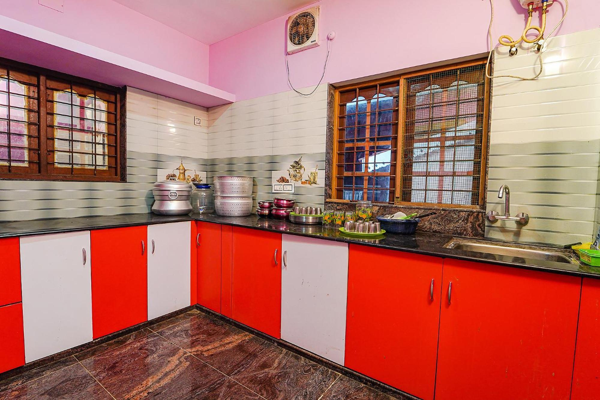 Fabexpress Annaiillam Hotel Kodaikanal