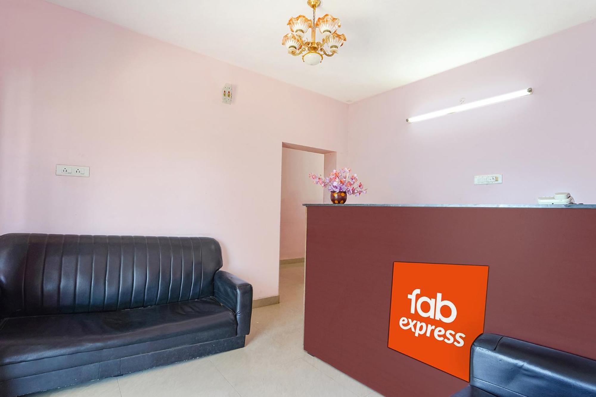 Hotel Fabexpress Corner Stone Kodaikanal