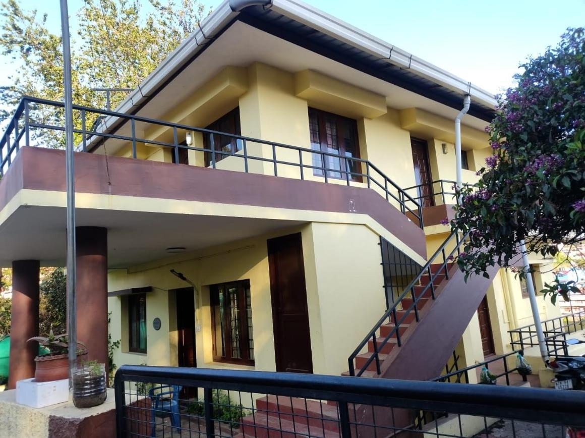 Homestay Rifle Raja Residency