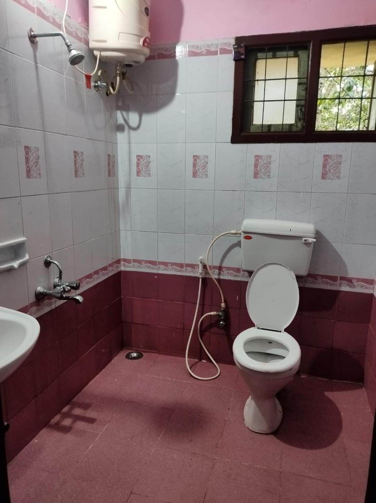 Rifle Raja Residency * Kodaikanal