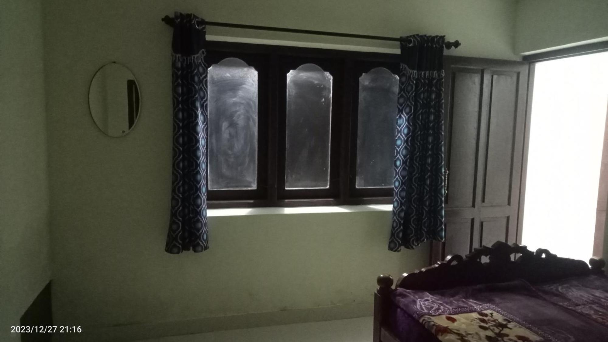 Lodge Aran Western And Kodaikanal