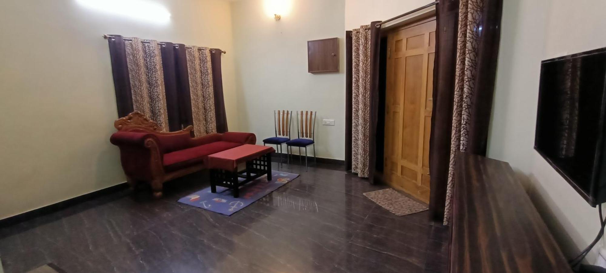Apartment Sumira Residency