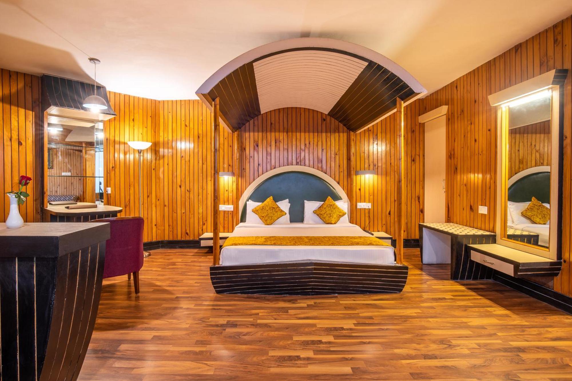 Hotel Poppys Pleasant Kodaikanal