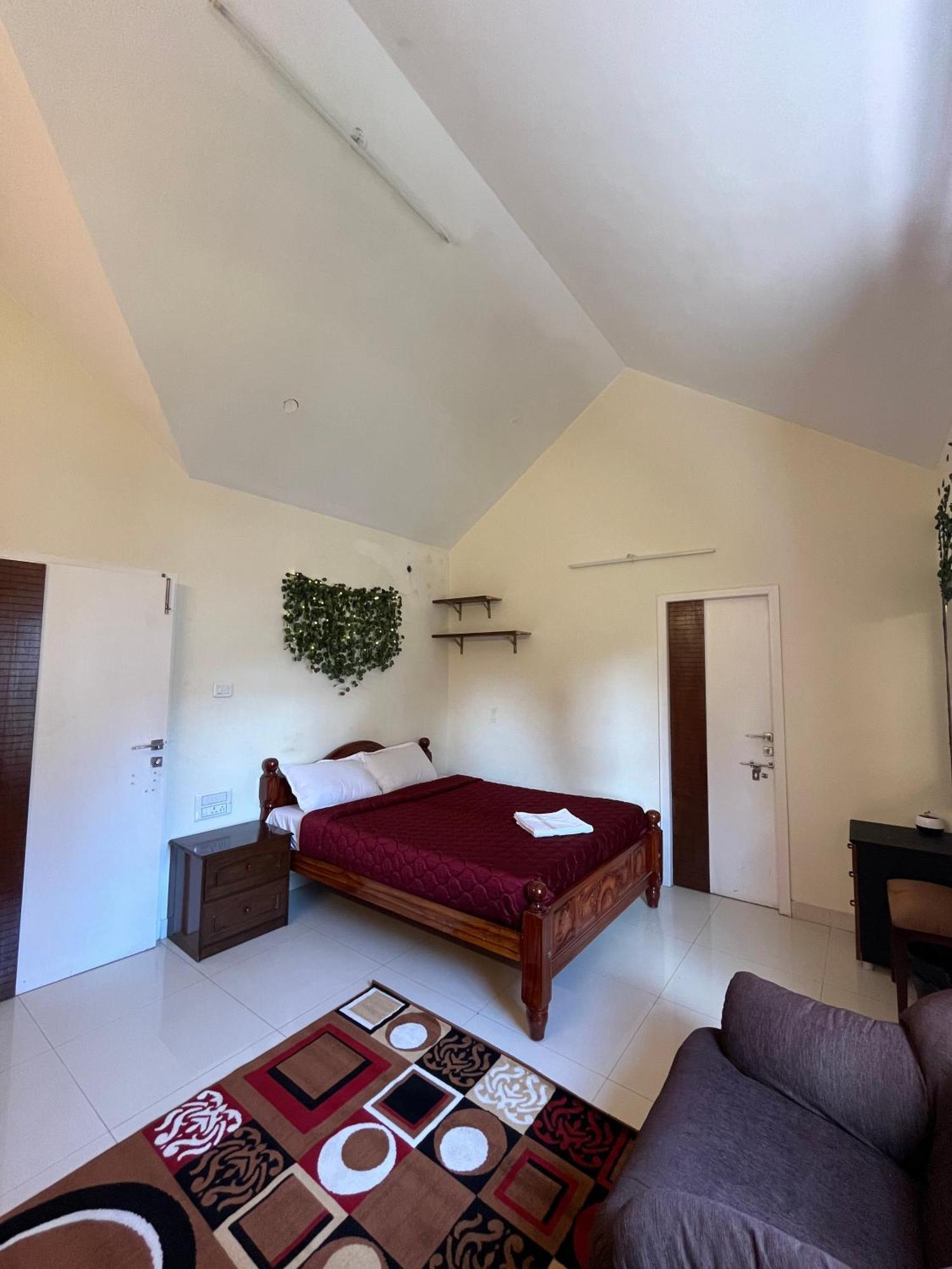 Le Hayat I 4bhk I I *