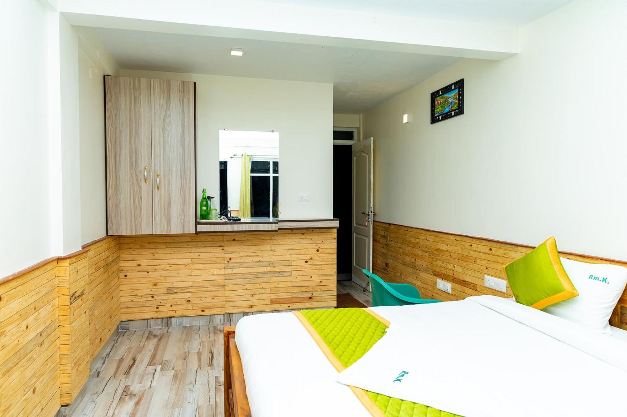Fabexpress Rmk Nest - Nr Chettiar Park Kodaikanal