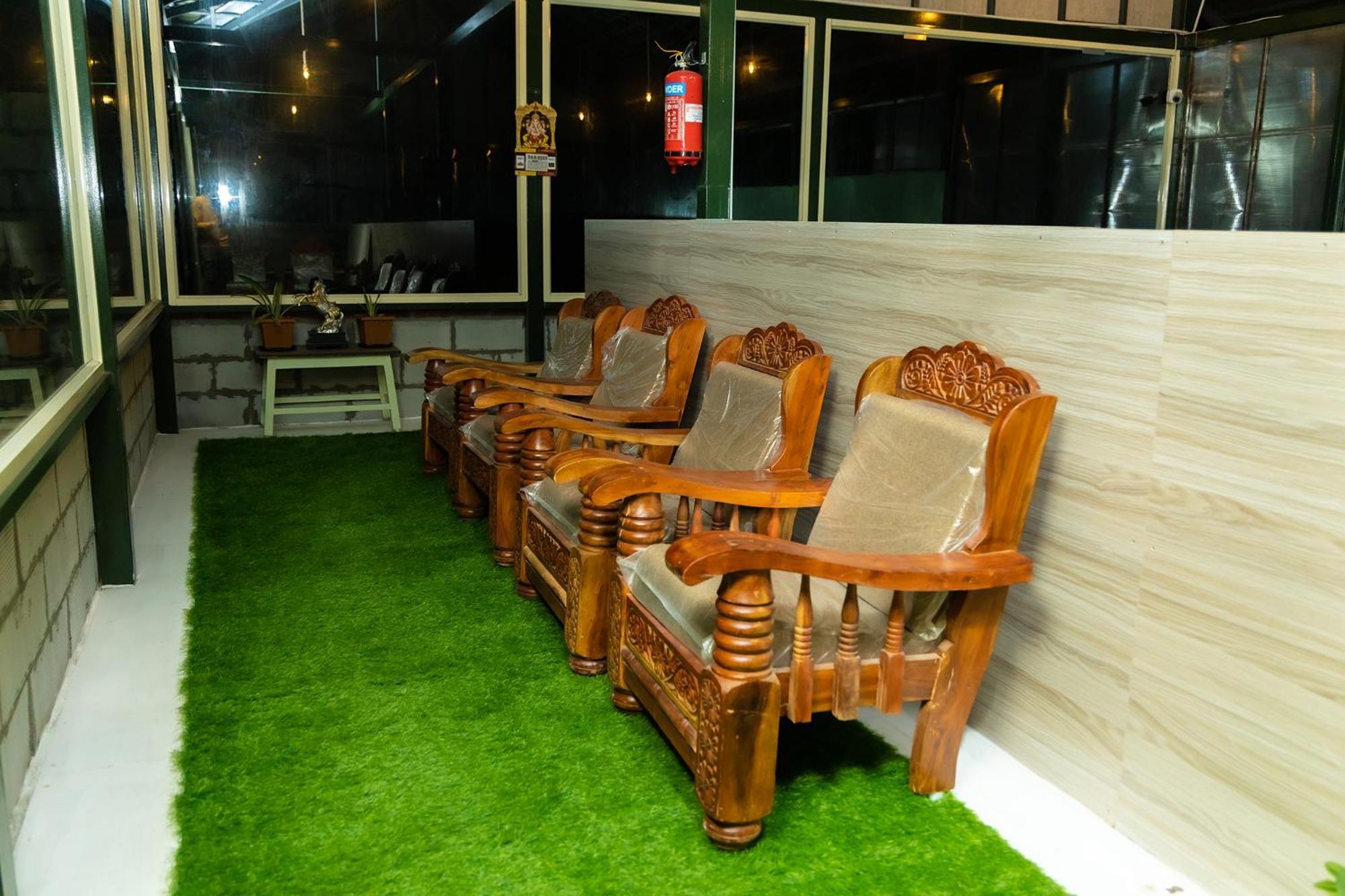 Fabexpress Rmk Nest - Nr Chettiar Park Kodaikanal