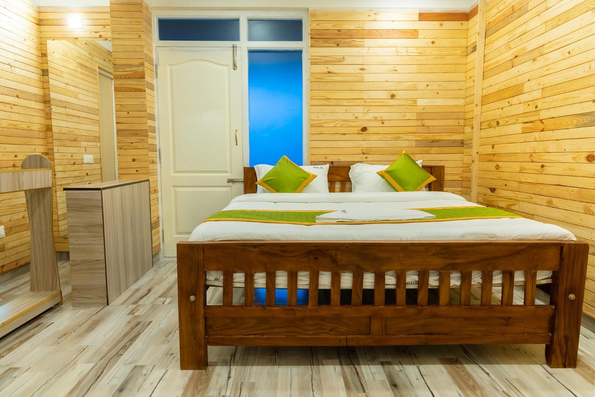 Fabexpress Rmk Nest - Nr Chettiar Park 3*