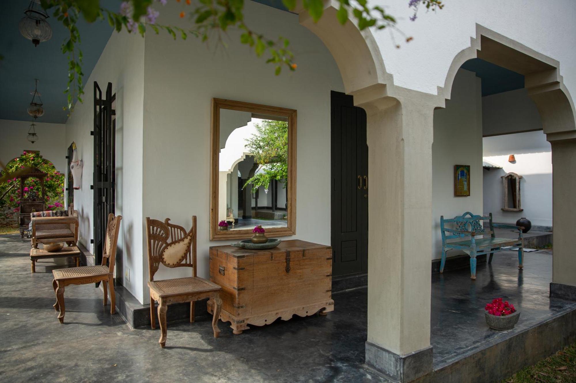 Homestay Isla's Ridge - A Cgh Earth Saha Experience *