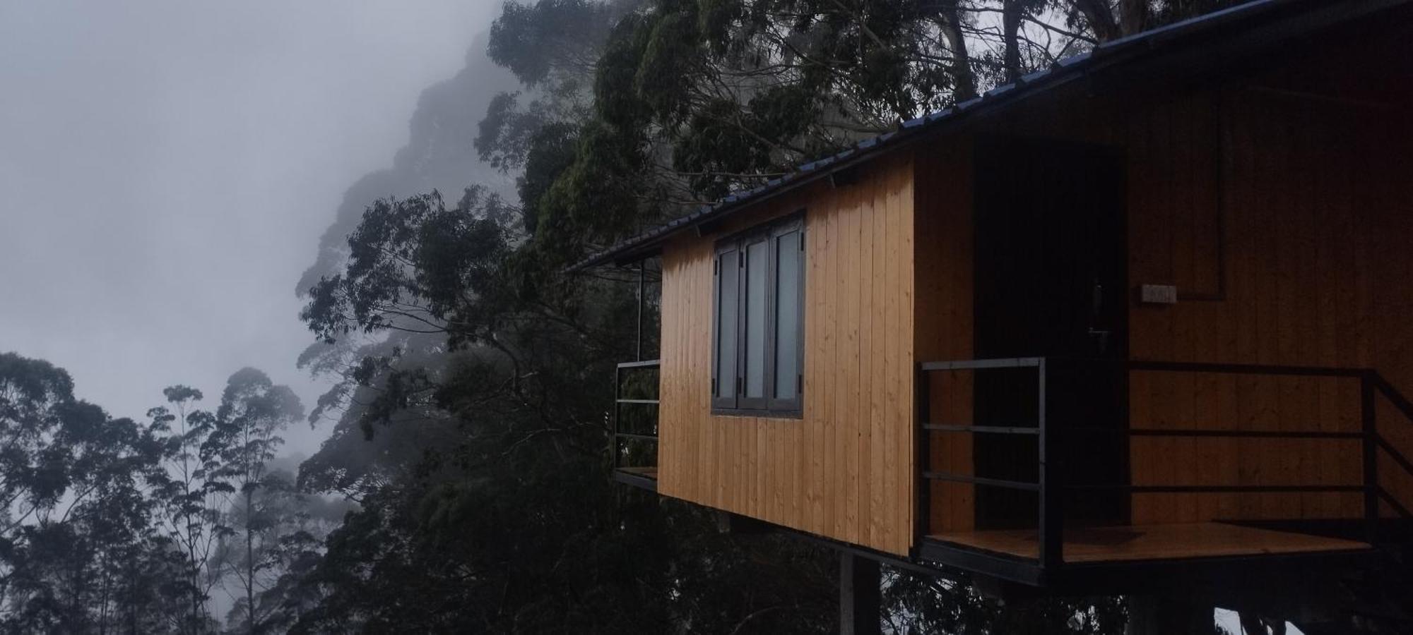 Kelvin Eva Wood House * Kodaikanal