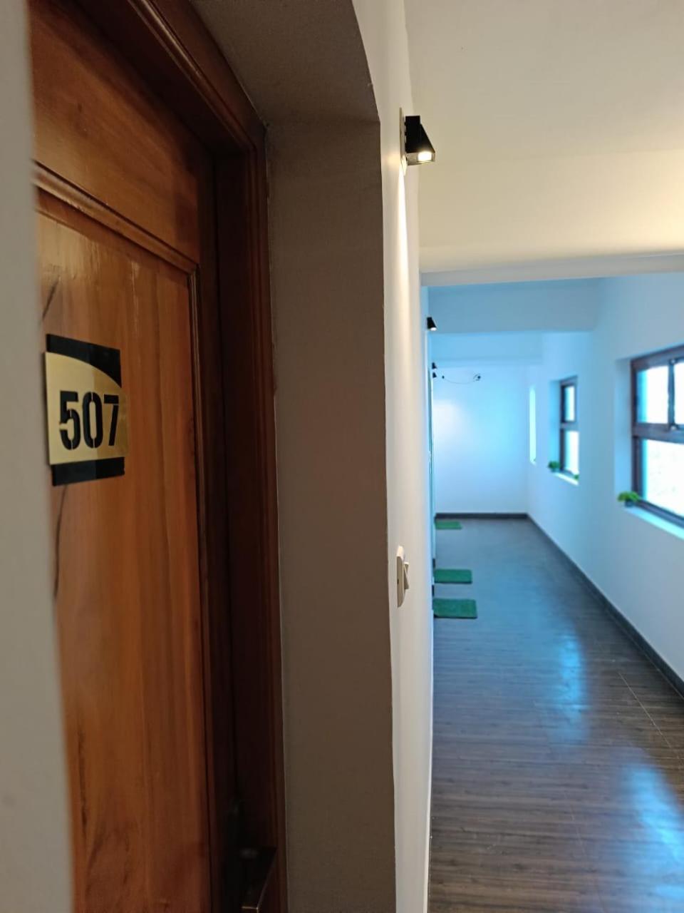 Hotel Srinu Sai Residency