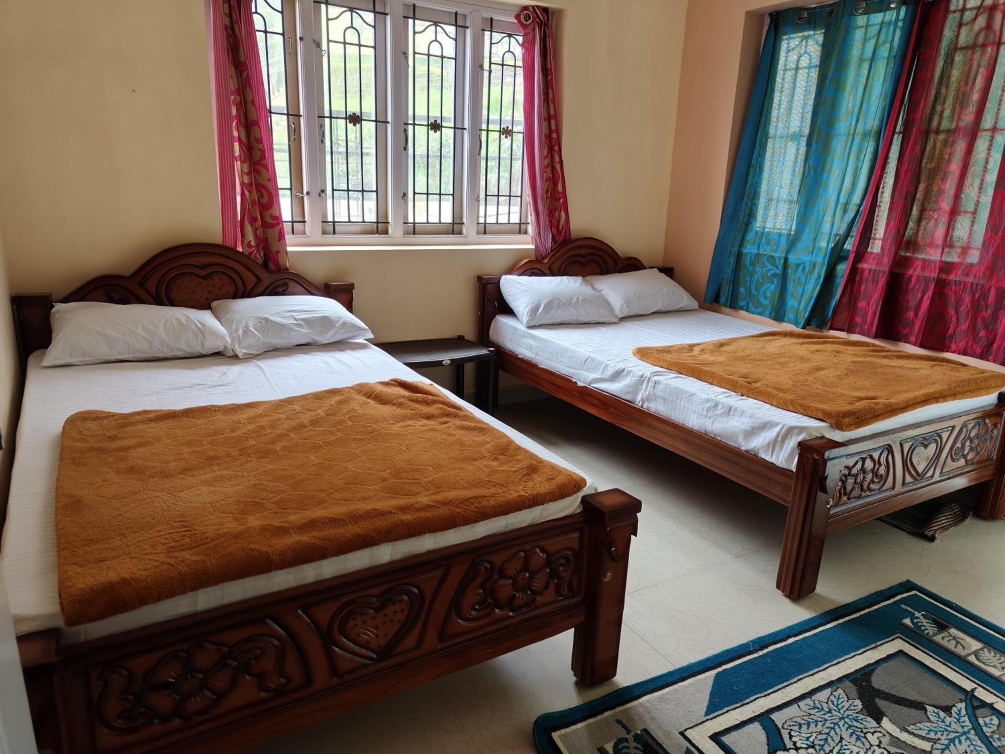 Jr Guest house *