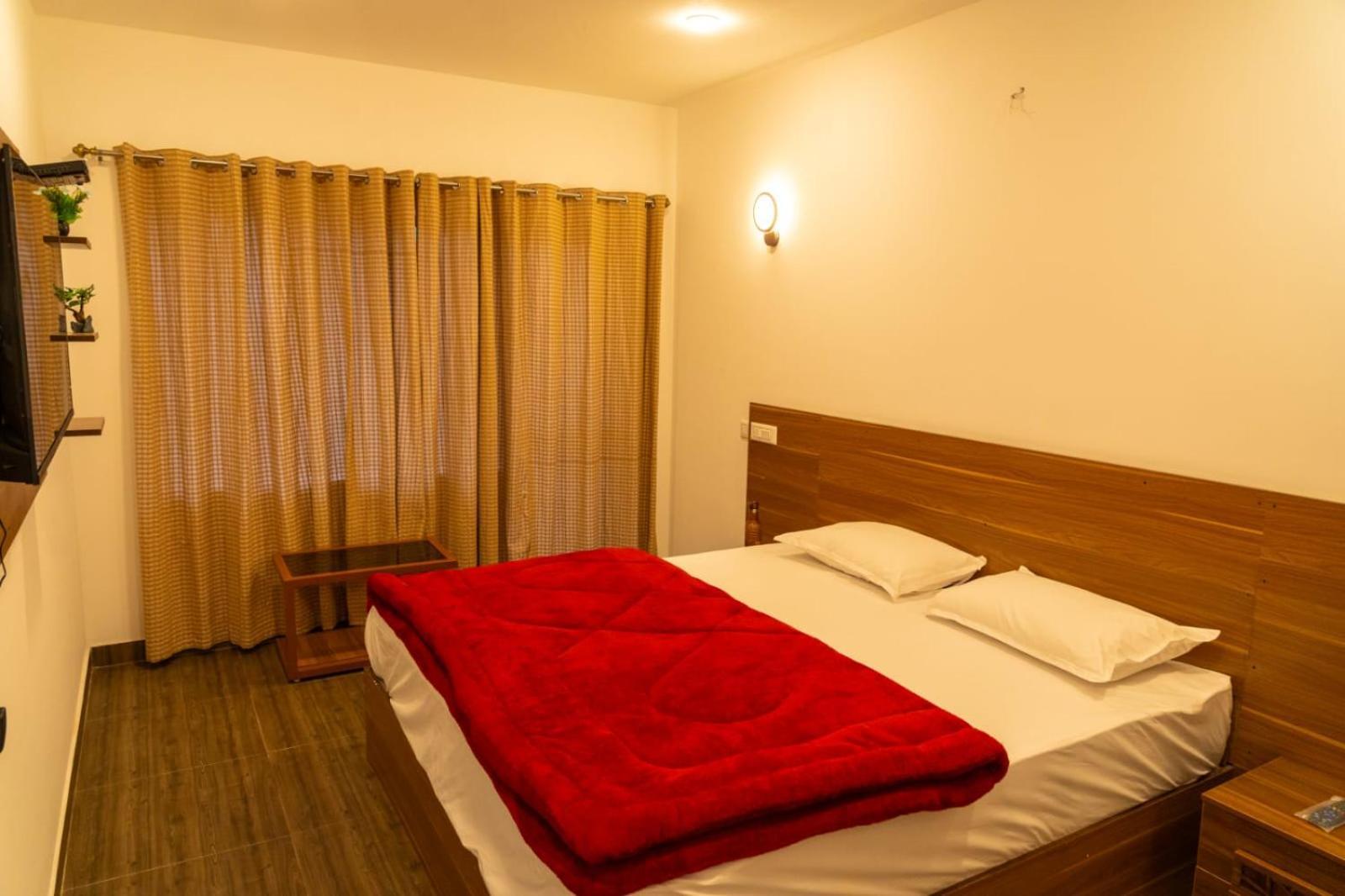 Srinu Sai Residency *