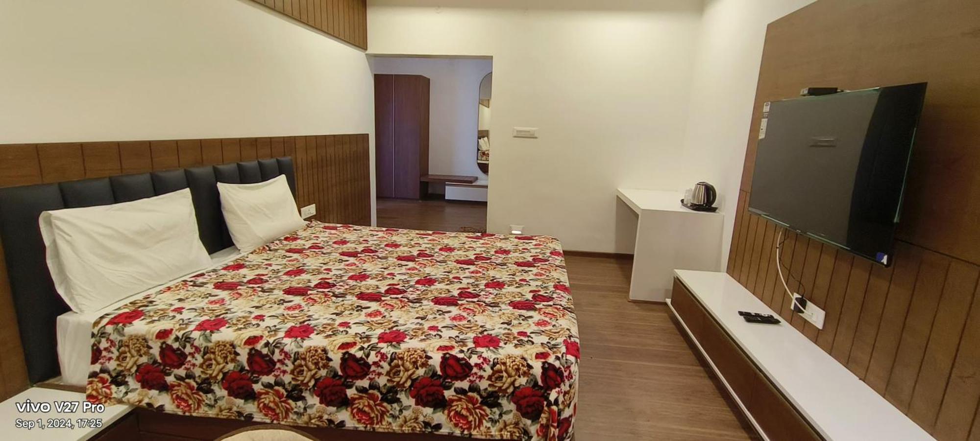 Raja Hill Hotel