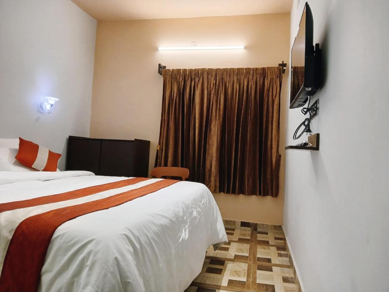 Ponmurugan Residency Kodaikanal