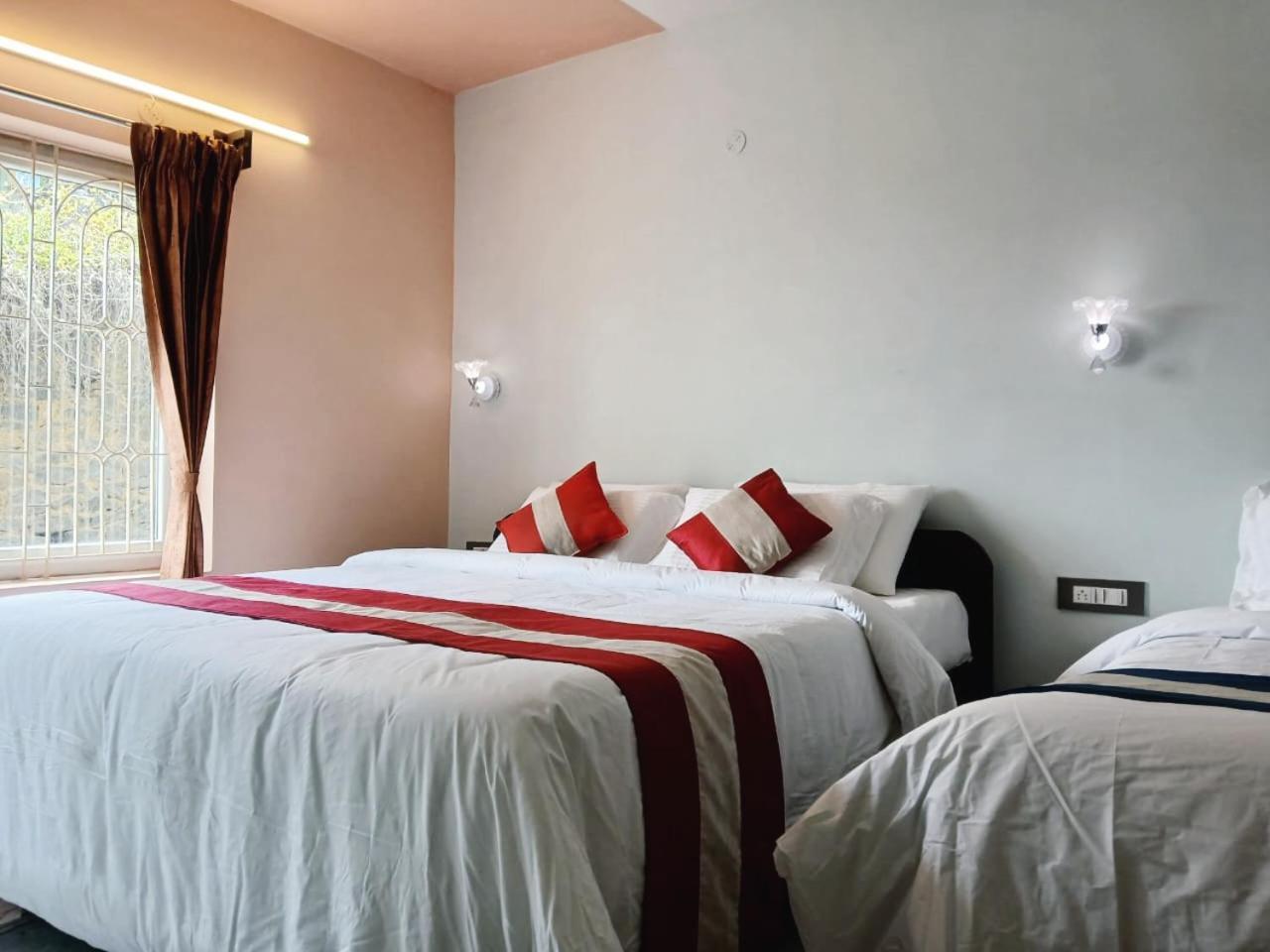 Ponmurugan Residency Kodaikanal