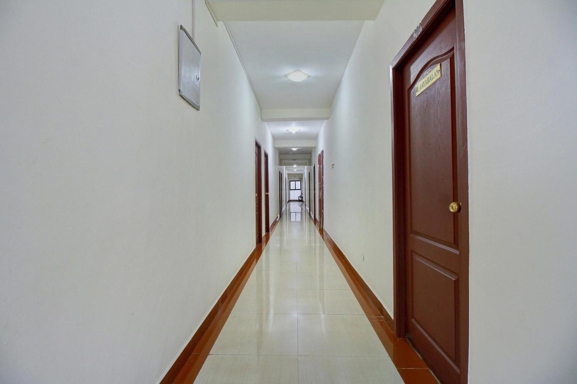 Hotel Rj 3*