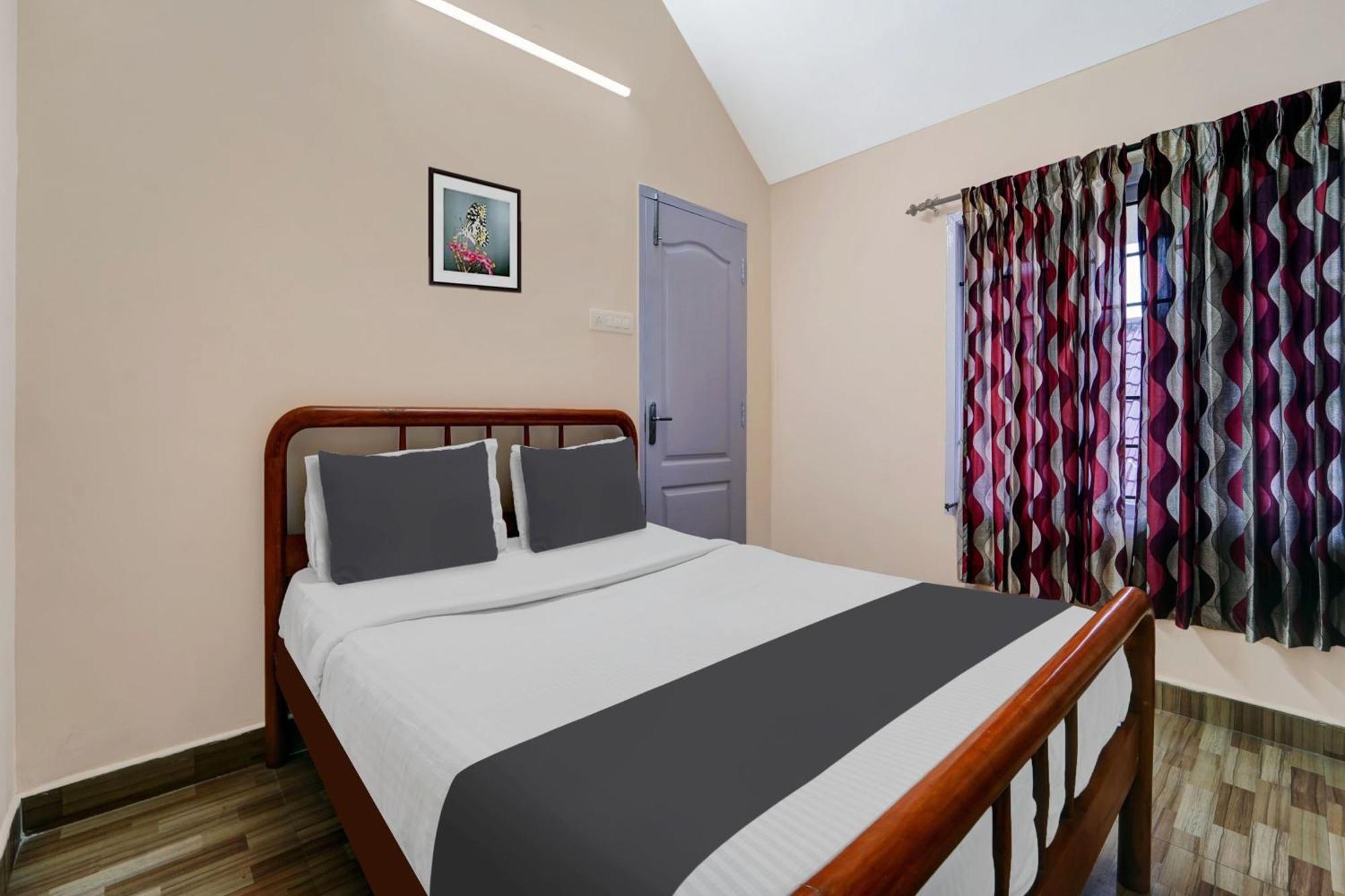 Super Collection O Perumpallam Hotel