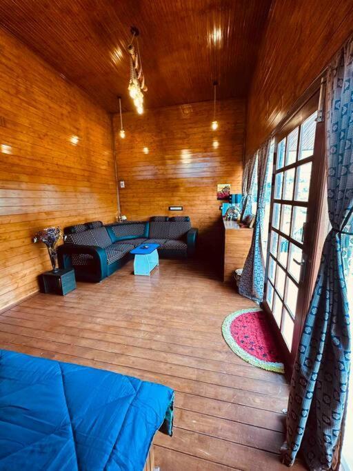 Cozy Wooden *