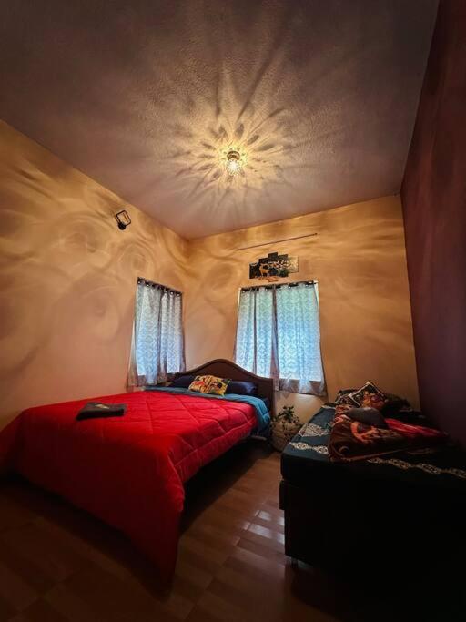 Tedd's Is A Cosy Villa Kodaikanal