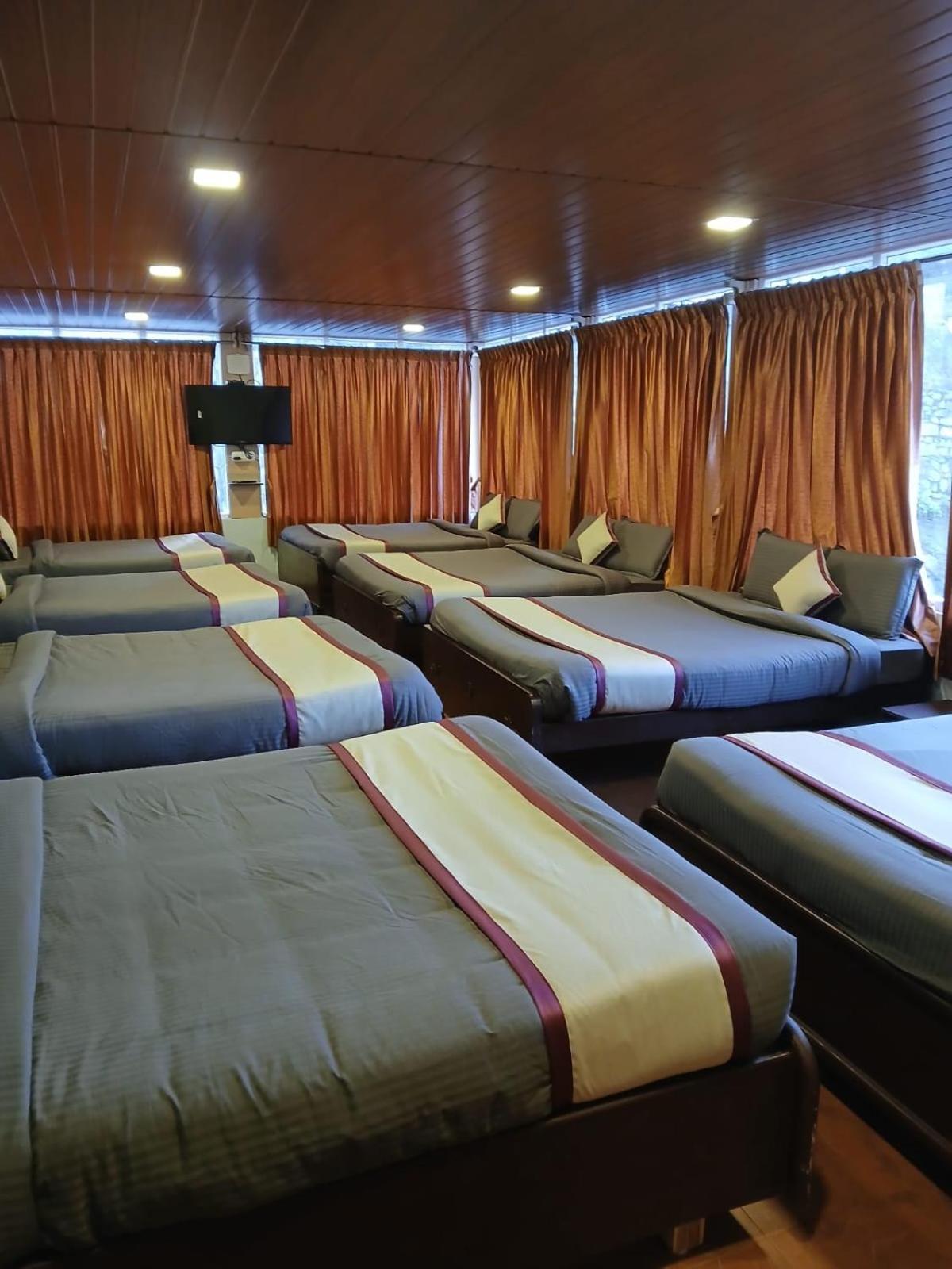 Ponmurugan Residency 2*