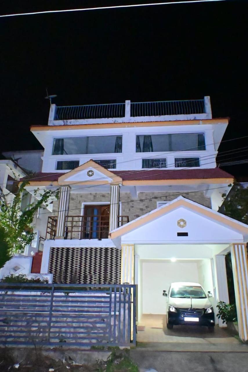 Guest house Sathya Holidays